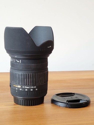 Sigma 70mm 4 5 - f/2.8-4.5, dc
